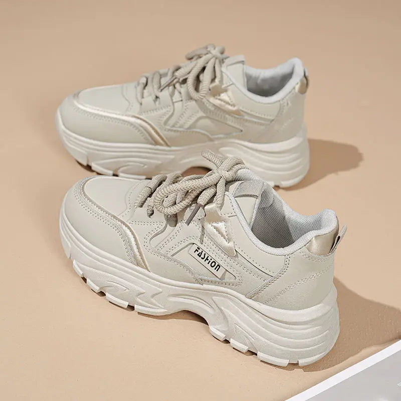 Wholesale Fashion Lightweight Leisure Sports Mesh Upper Non slip Breathable Cheap High Quality Women's Tennis Shoes