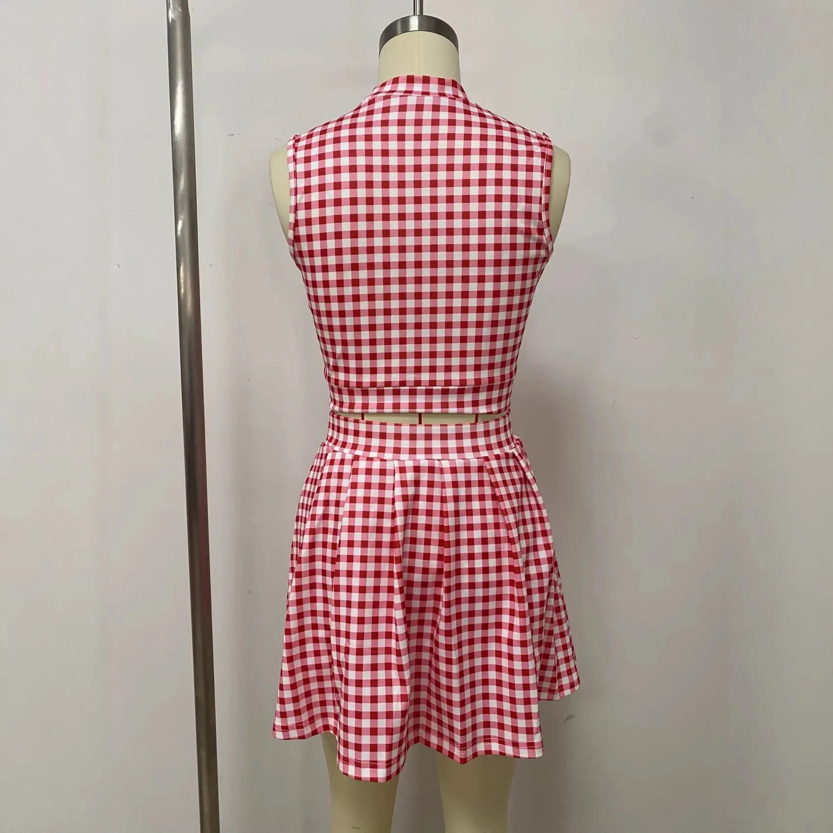 BR6267 Women's Fashion Popular Gentle Sweet Sleeveless Button Decorated Plaid Short Skirt Two-Piece Set