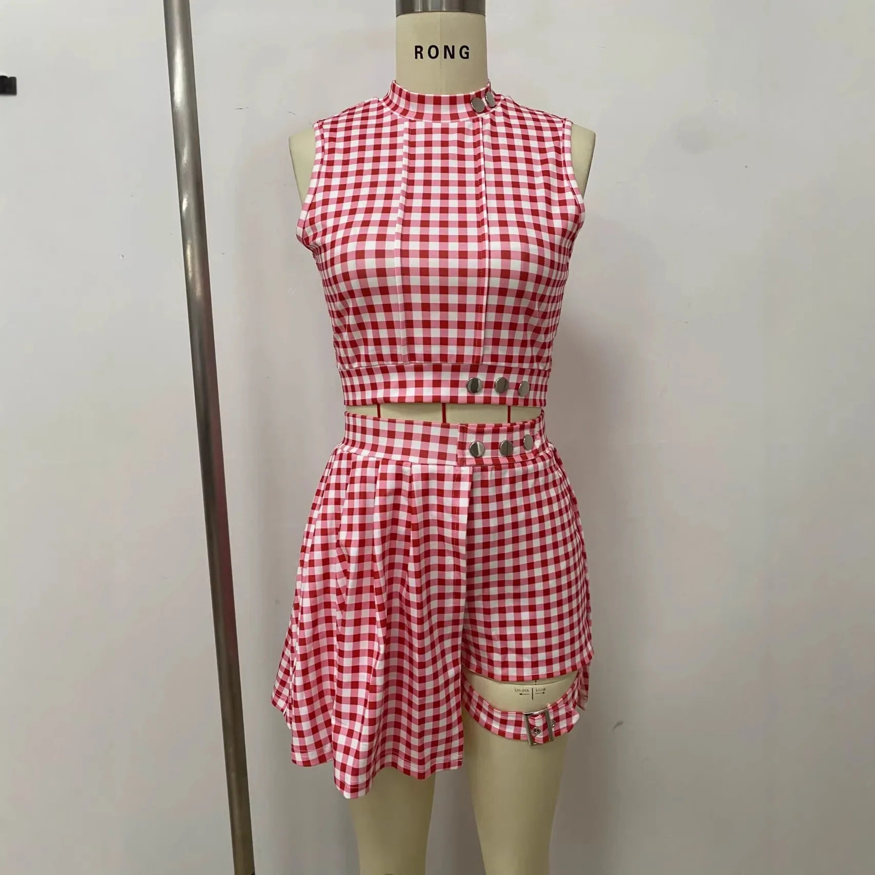 BR6267 Women's Fashion Popular Gentle Sweet Sleeveless Button Decorated Plaid Short Skirt Two-Piece Set
