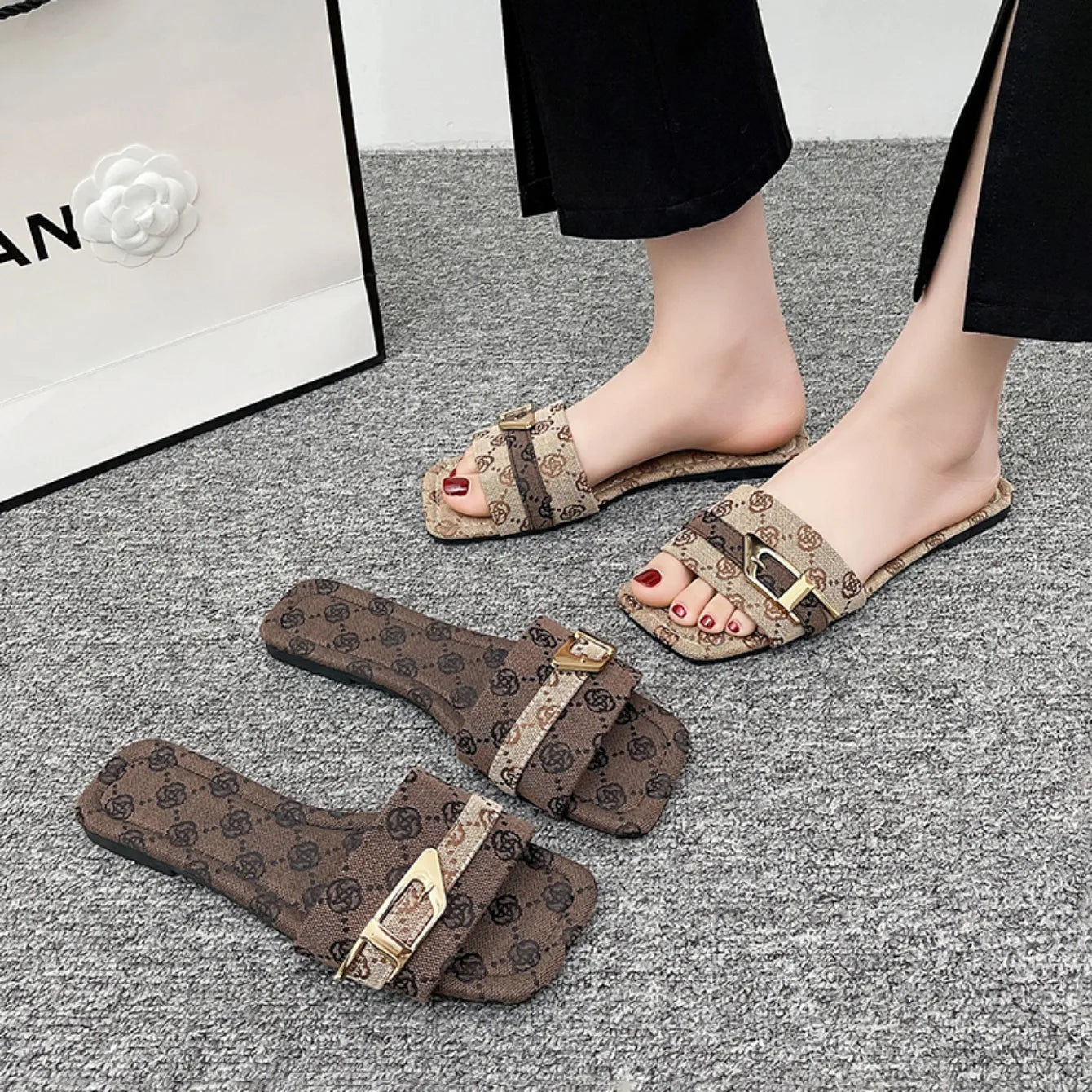 Women Denim Slippers Flat Peep Toe Sandals Ladies Casual Beach Slippers Female Luxury Flat Lightweight Shoes Woman Slides Women