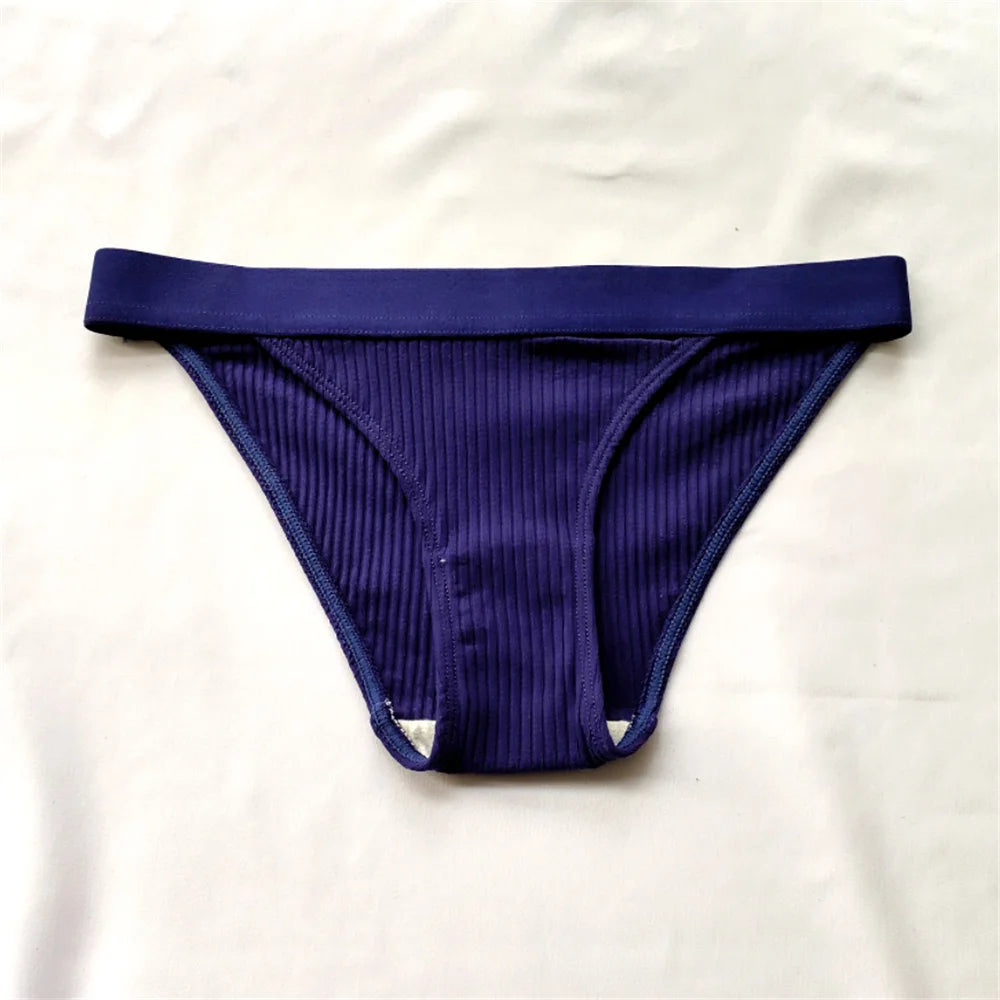2Pcs/Pack Soft Cotton Briefs for Women Free Shipping Simple Low Waist Bikini Panties Comfortable Sports Underwear