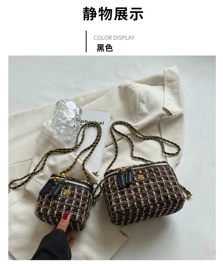 Women Shoulder Bags 2023 Popular Fashion Niche Crossbody Bag Wool Chain Small Square Bag Fashionable Purses and Handbags
