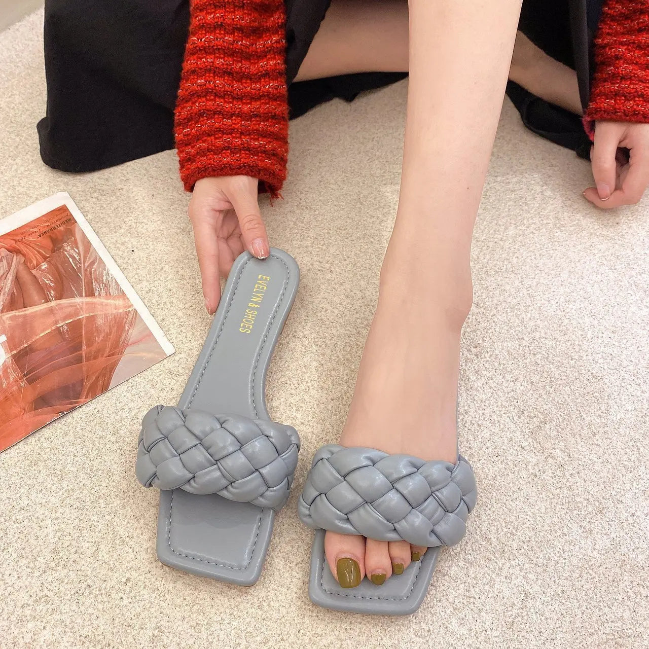 2024 summer women new square head flat bottom woven in-line women's large size beach sandals/slippers all-match leisure slippers