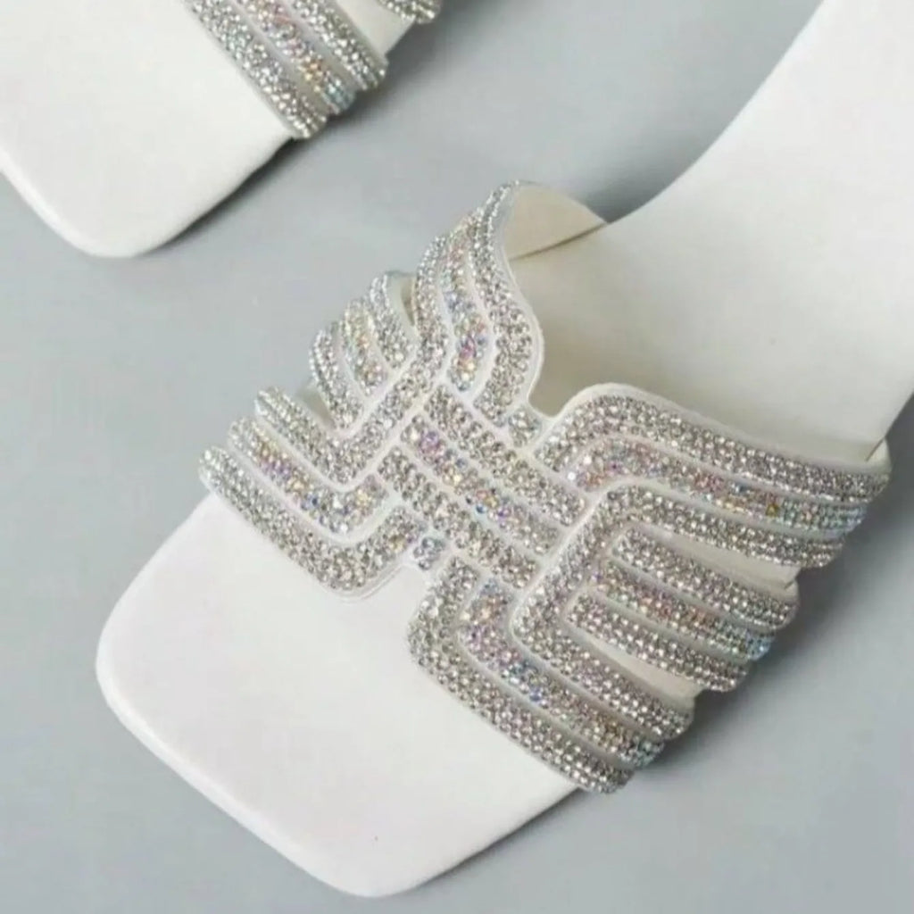 2025 Summer Women Rhinestone Slippers Outdoor Slippers Fashion Non-Slip Beach Shoes Comfortable Square Heel Sandals Slides Women