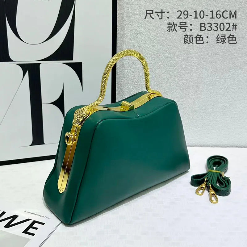 Luxury Designer Handbag for Women 2026 New Retro Commuter Clip Bag Ladies Crossbody Bag