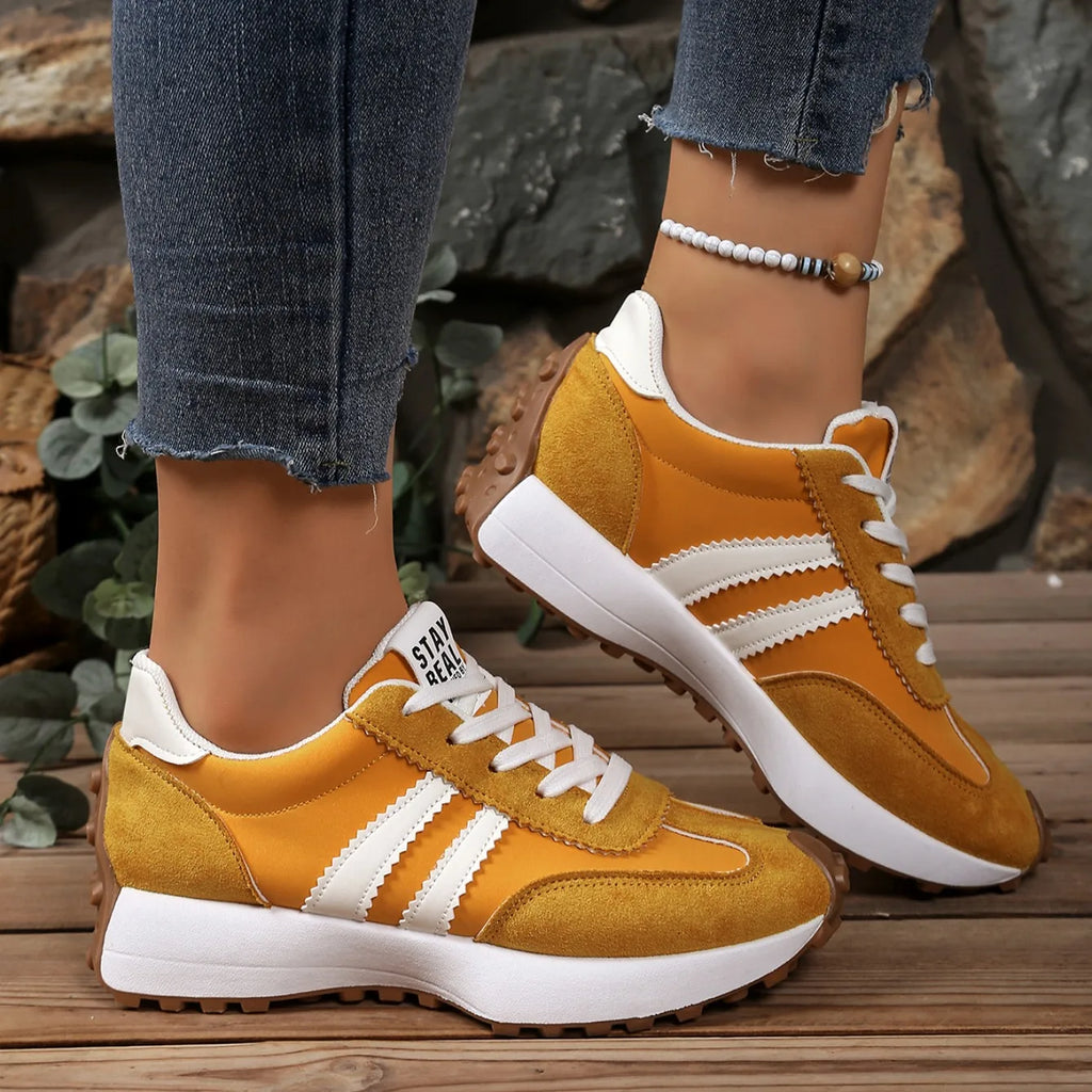 Spring Thick Bottom Women Sneakers 2025 Summer Casual Patchwork Leather Sneakers Women Outdoor Casual Comfortable Shoes Ladies