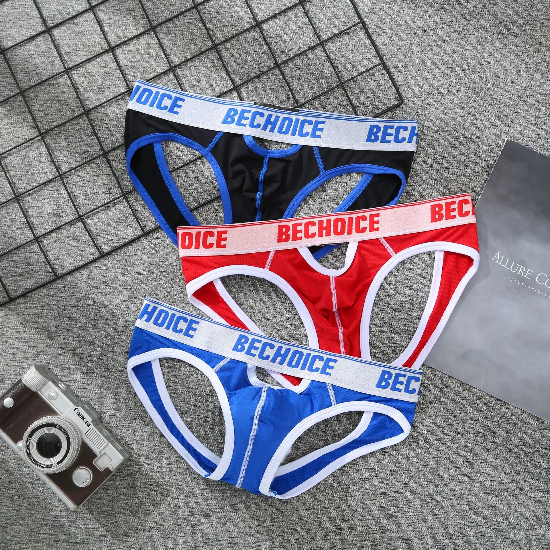 Men's rear hollow low-rise shorts youth double T-pants board