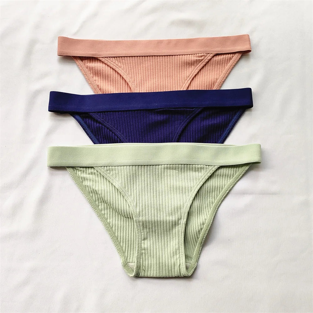 2Pcs/Pack Soft Cotton Briefs for Women Free Shipping Simple Low Waist Bikini Panties Comfortable Sports Underwear