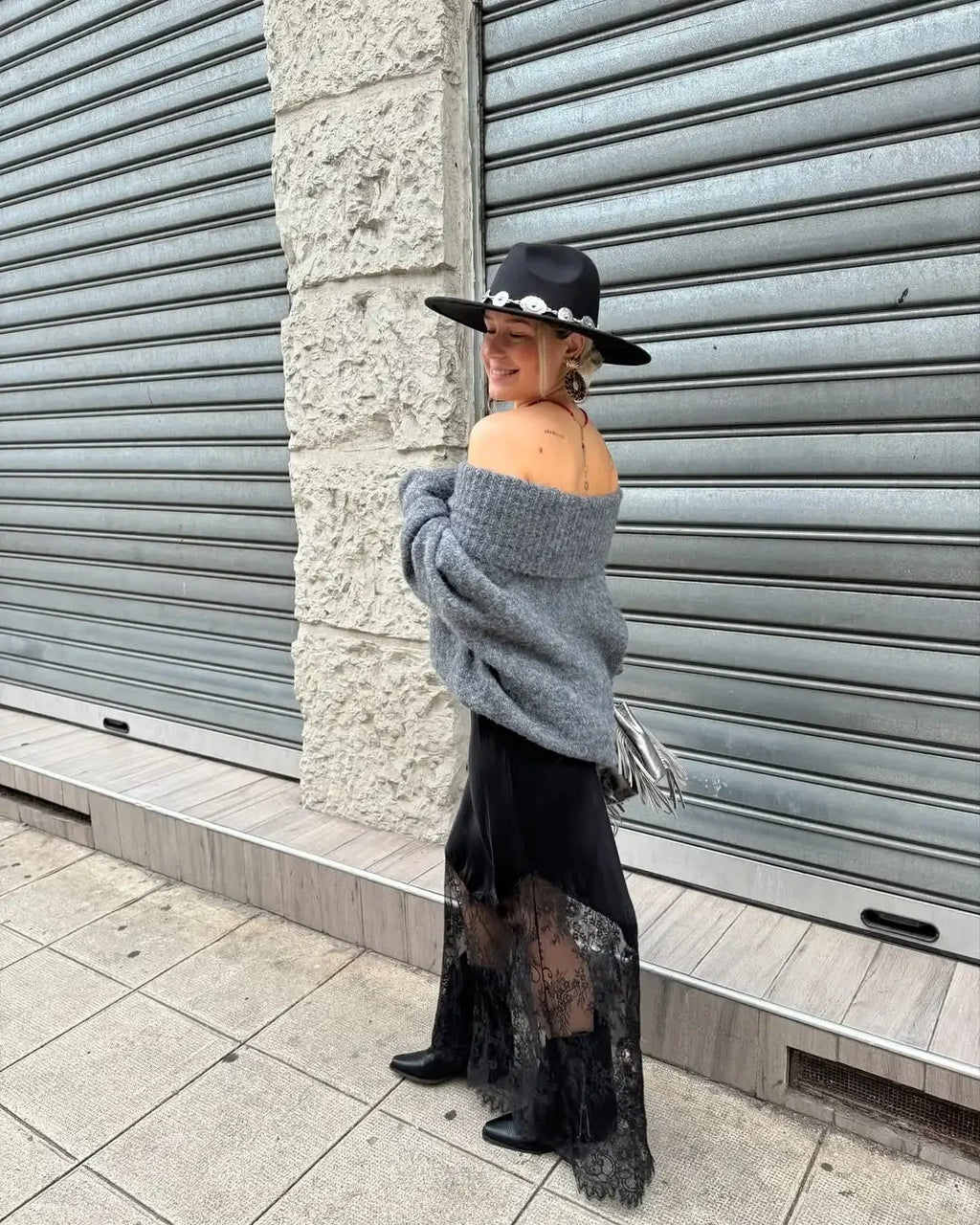 Black Lace Patchwork Mini Skirt Women Fashion Solid Sexy Mid-length Skirts Lady Elegant 2025 Party Daily Party Slim Fit Gowns