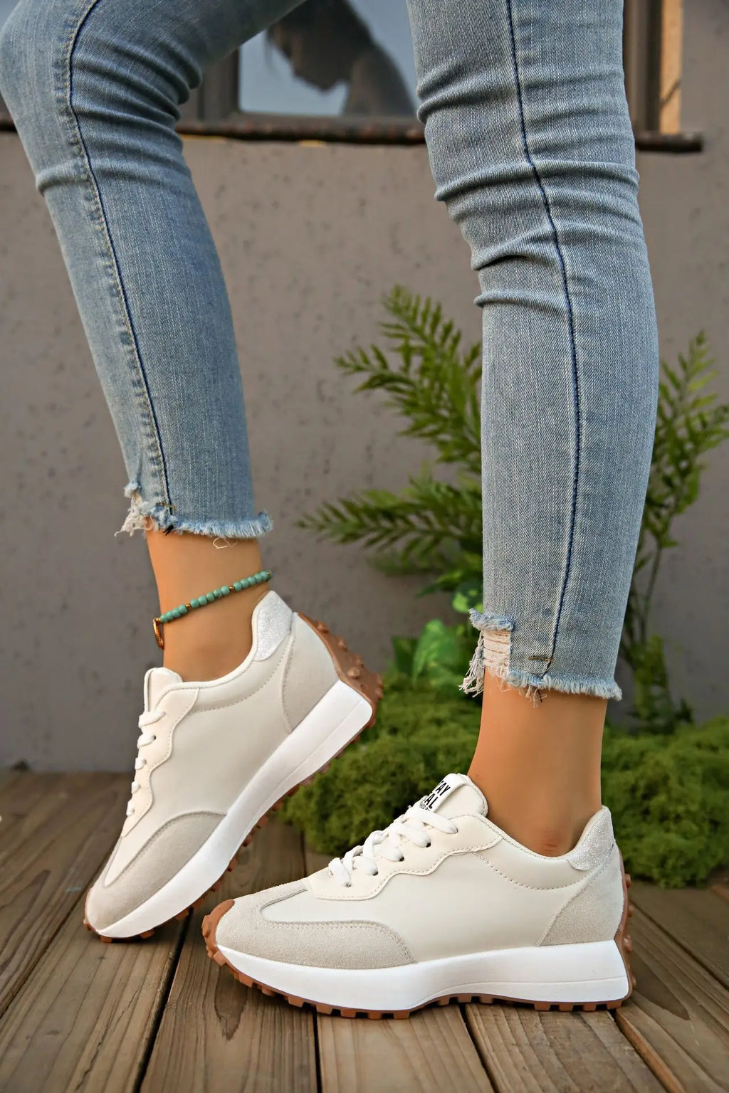 Women Sneakers Causal Walking Shoes Woman 2025 Autumn Fashion Lace Up Sports Platform Shoes Outdoor Non-slip Running Shoes