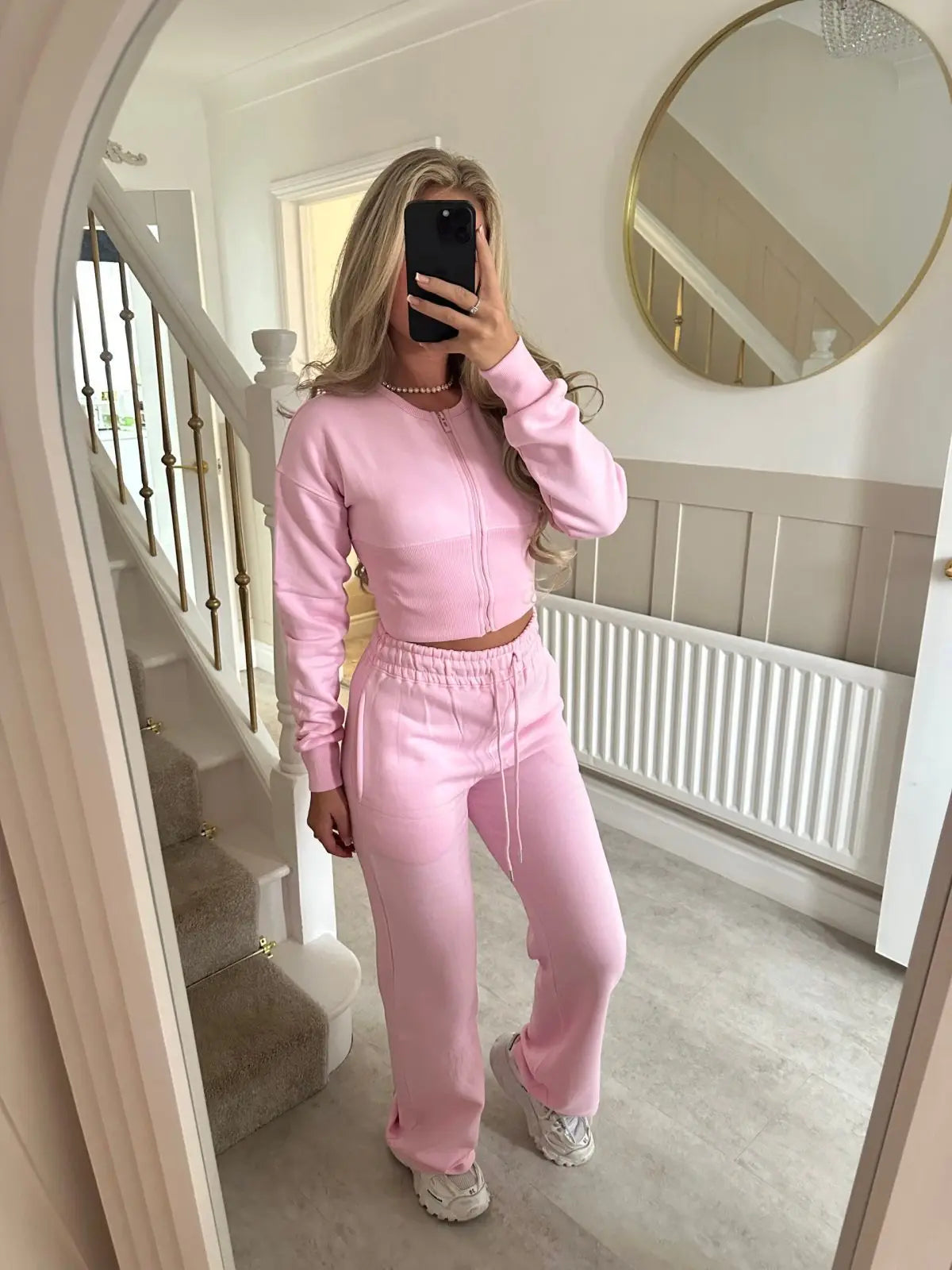 Women's Casual Sports Two-piece Set Autumn And Winter New Fashion Long-sleeved Zipper Cardigan Slim Top With Straight Pants Suit