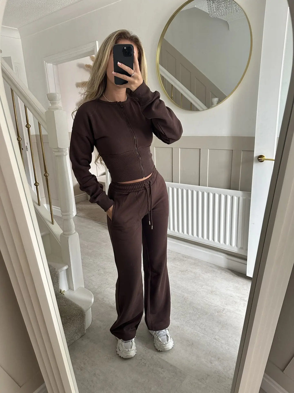 Women's Casual Sports Two-piece Set Autumn And Winter New Fashion Long-sleeved Zipper Cardigan Slim Top With Straight Pants Suit
