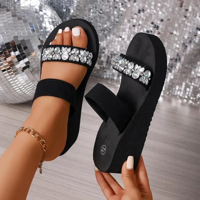 Luxury Silver Rhinestore Thick Bottom Black Sandals Women Summer 2026 Comfort Platform Beach Slippers Woman Wedge Heel Slippers