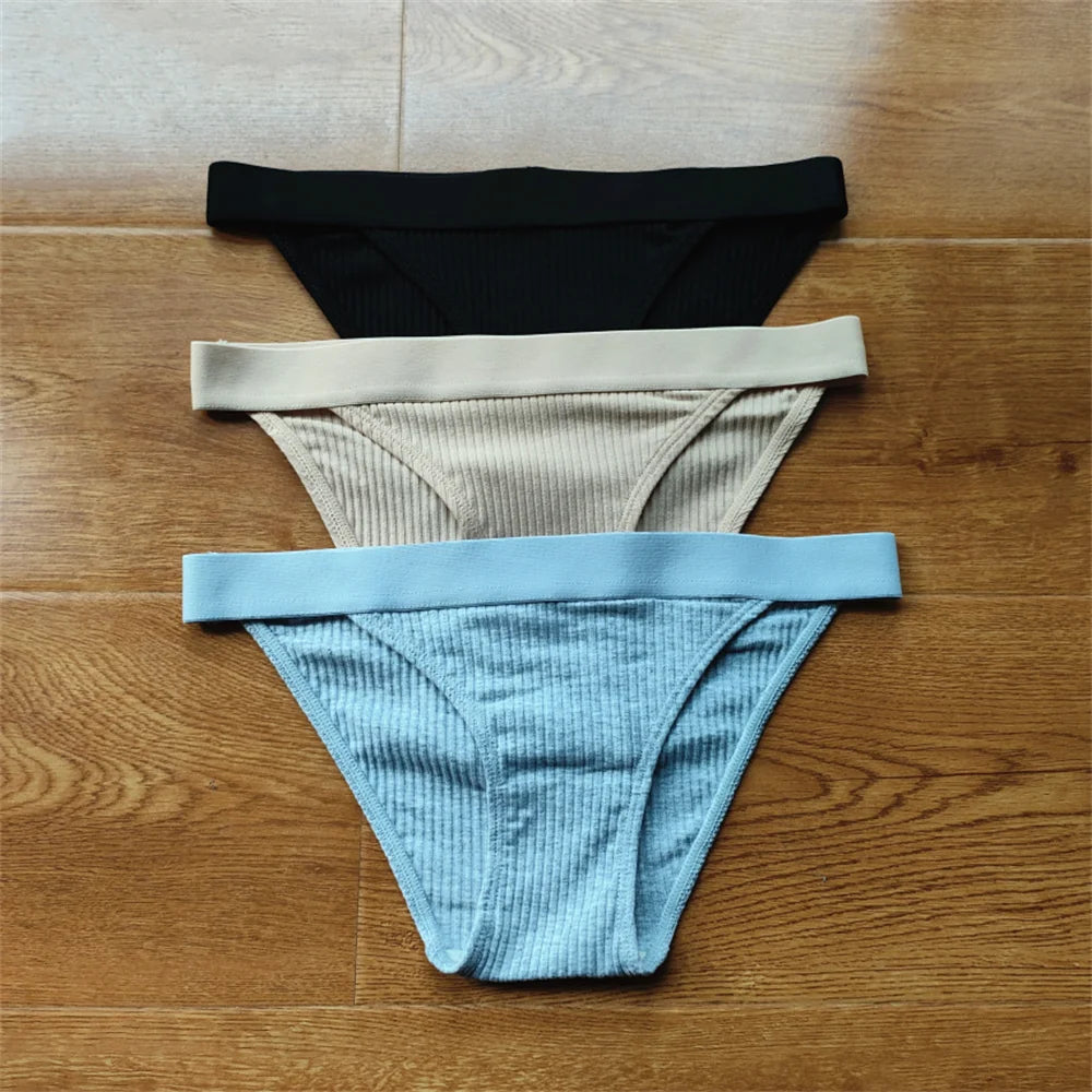 2Pcs/Pack Soft Cotton Briefs for Women Free Shipping Simple Low Waist Bikini Panties Comfortable Sports Underwear