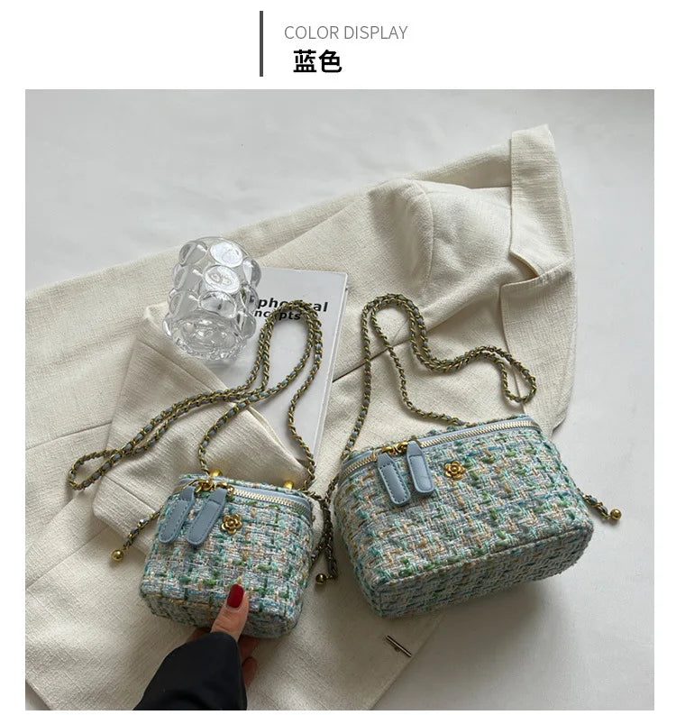 Women Shoulder Bags 2023 Popular Fashion Niche Crossbody Bag Wool Chain Small Square Bag Fashionable Purses and Handbags