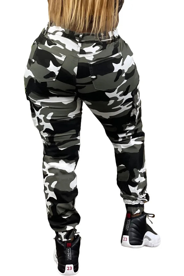 CM.YAYA Women’s Camouflage Printed Slim Cargo Pants 2024 Spring/Summer Pocket Jogger Street Fashion Safari Trousers
