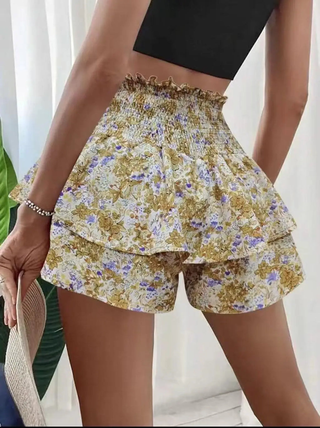 New Summer 2025 Women's Hot Pants Floral Fashion Elastic Waist Lace Hot Girl Girl Versatile Casual Layered Short Skirt