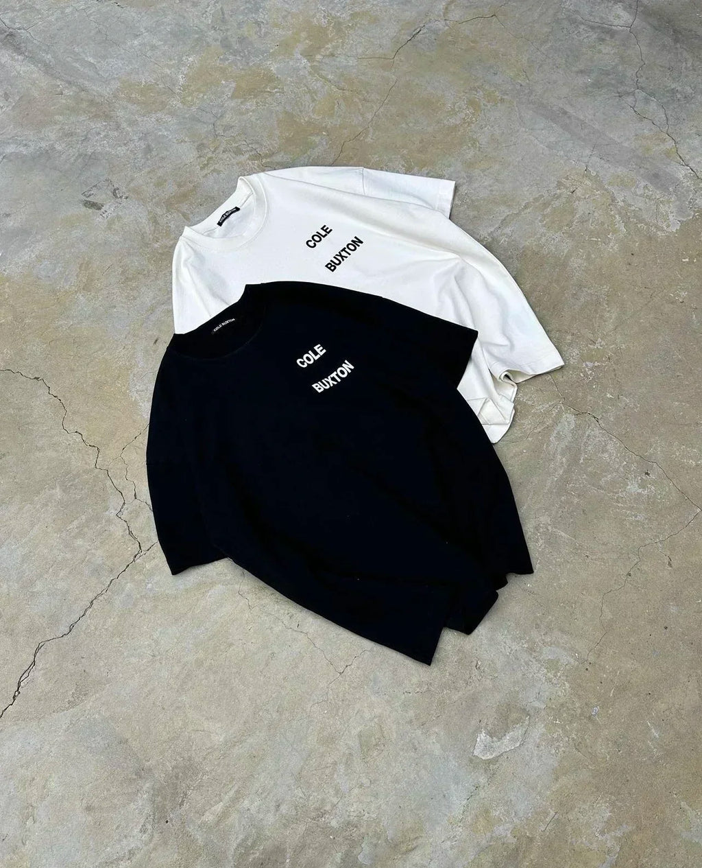 Classic Outdoor Leisure Cole Buxton Spring/Summer Men/Women Top Letter Logo Printed Short sleeved T-shirt Black White  Tees GYM