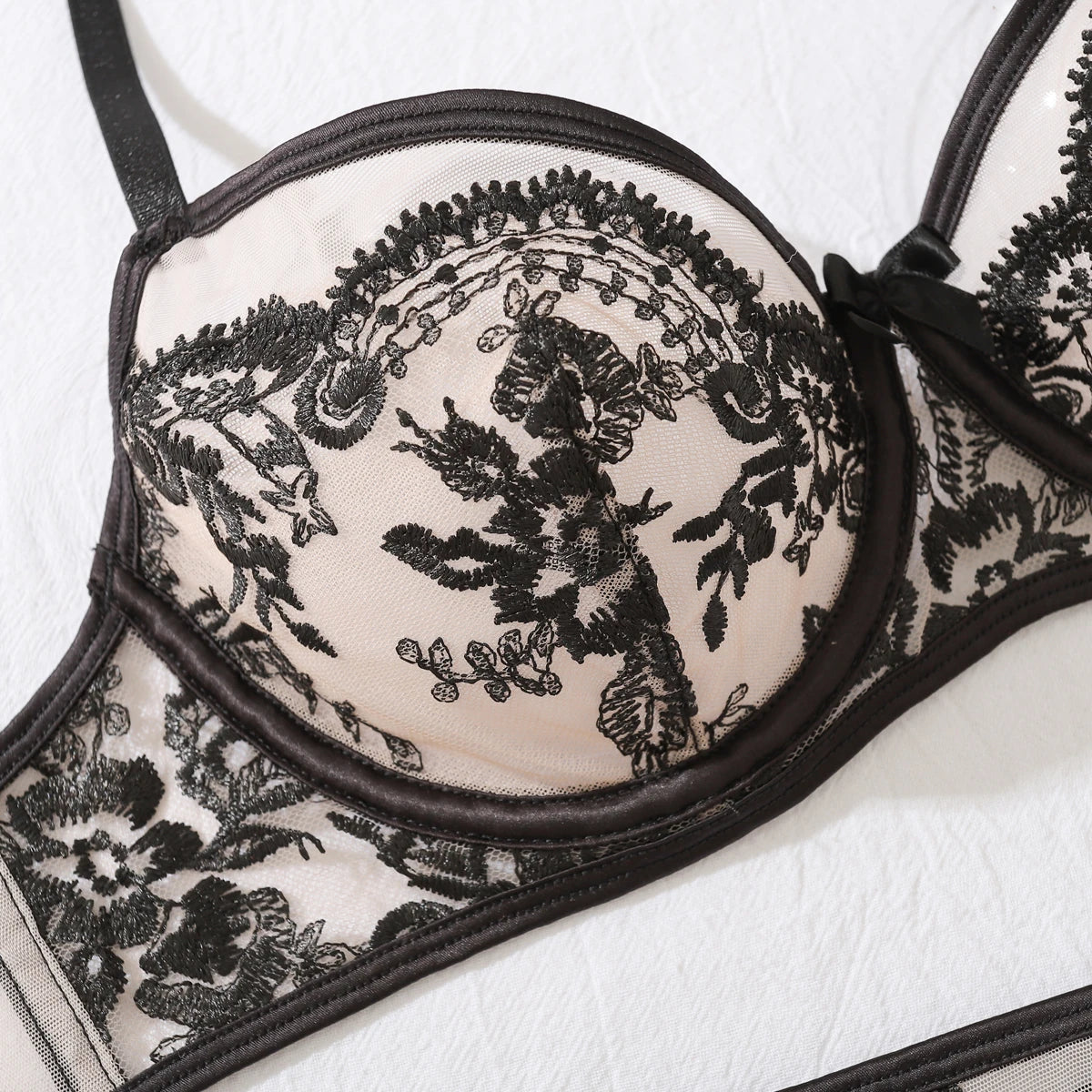 MUZISKAT 4 Piece Set Flower Embroidery Underwear Set For Women Solid Color Mesh See-through Sexy Lace Garters Underwear Set New