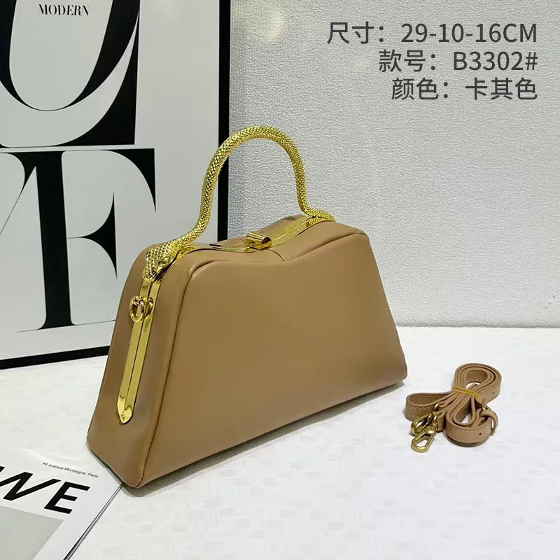 Luxury Designer Handbag for Women 2026 New Retro Commuter Clip Bag Ladies Crossbody Bag