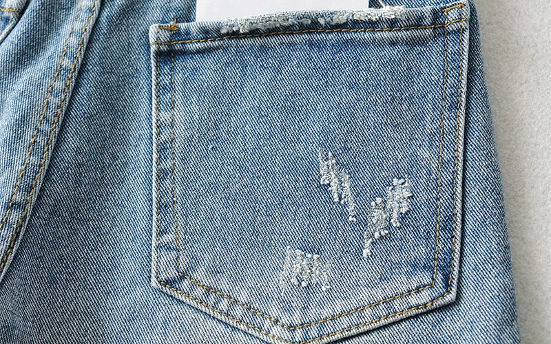 High Street Broken Hole Washed Denim Shorts Women Fashion Tassel Raw Edge Distress Jean Shorts Casual High Waist Pocket Shorts