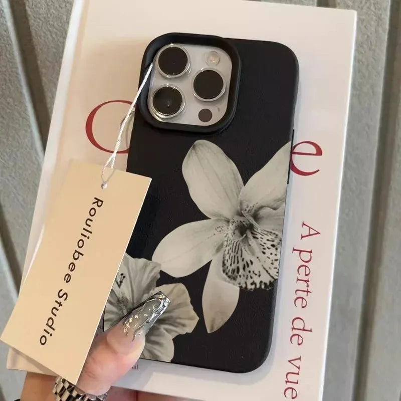 Black & White Floral Pattern Phone Case For iPhone 16 17 15 14 Pro Max 12 11 13 Plus 17 Air Lichee Pattern Soft Phone Cover