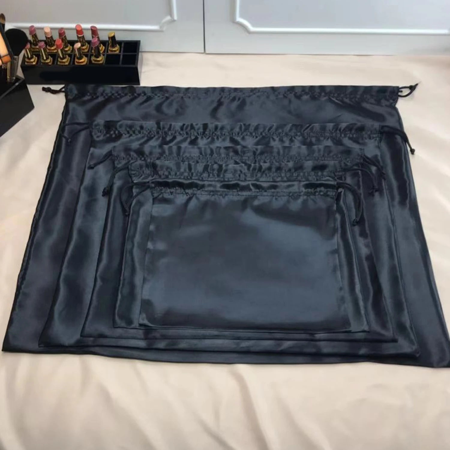 Black High Quality Smooth Storage Bag Dust Bag Bundle Drawstring Bag Environmental Protection Storage Bag Silk Satin Cloth