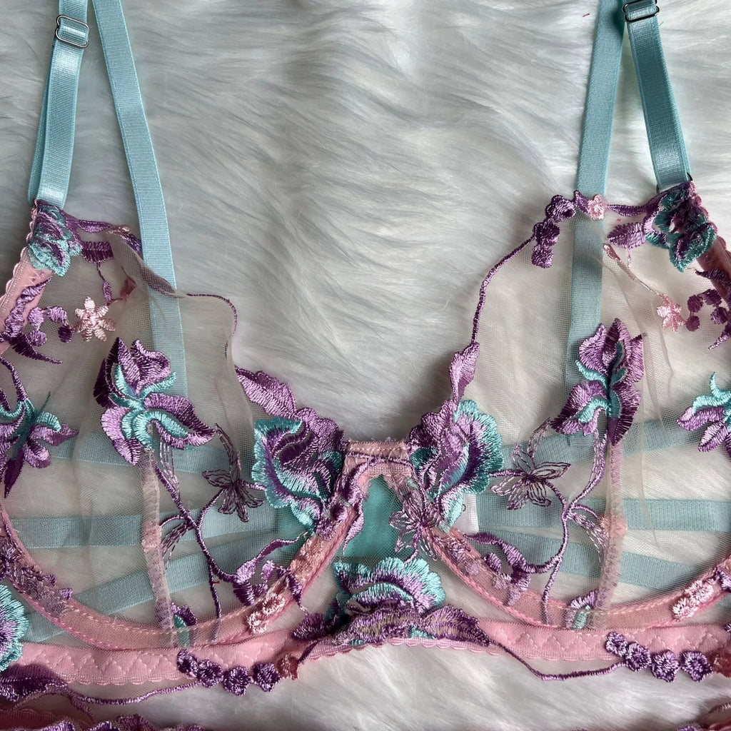 Diccvicc Embroidery Floral Lingerie See Through Sexy Lace Women Underwear Bra Thong Set Fancy Garter Intimate Kit Exotic Outfit