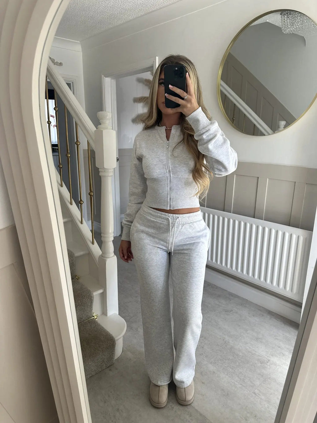Women's Casual Sports Two-piece Set Autumn And Winter New Fashion Long-sleeved Zipper Cardigan Slim Top With Straight Pants Suit