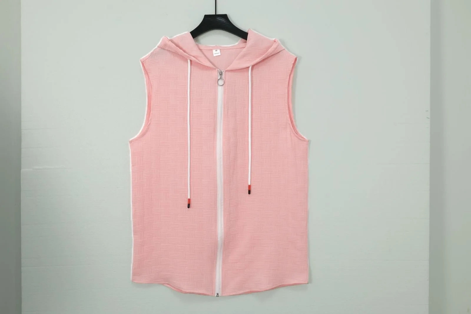 Summer new fashion set for men: hooded, zippered T-shirt, jacquard checkered sleeveless vest, shorts, sporty and comfortable set