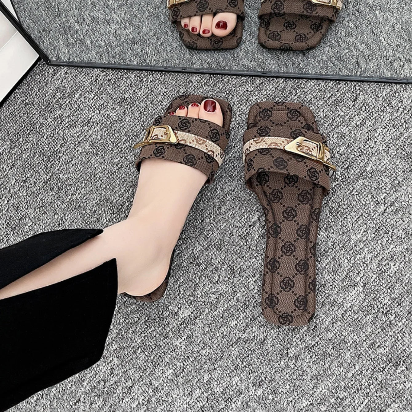 Women Denim Slippers Flat Peep Toe Sandals Ladies Casual Beach Slippers Female Luxury Flat Lightweight Shoes Woman Slides Women