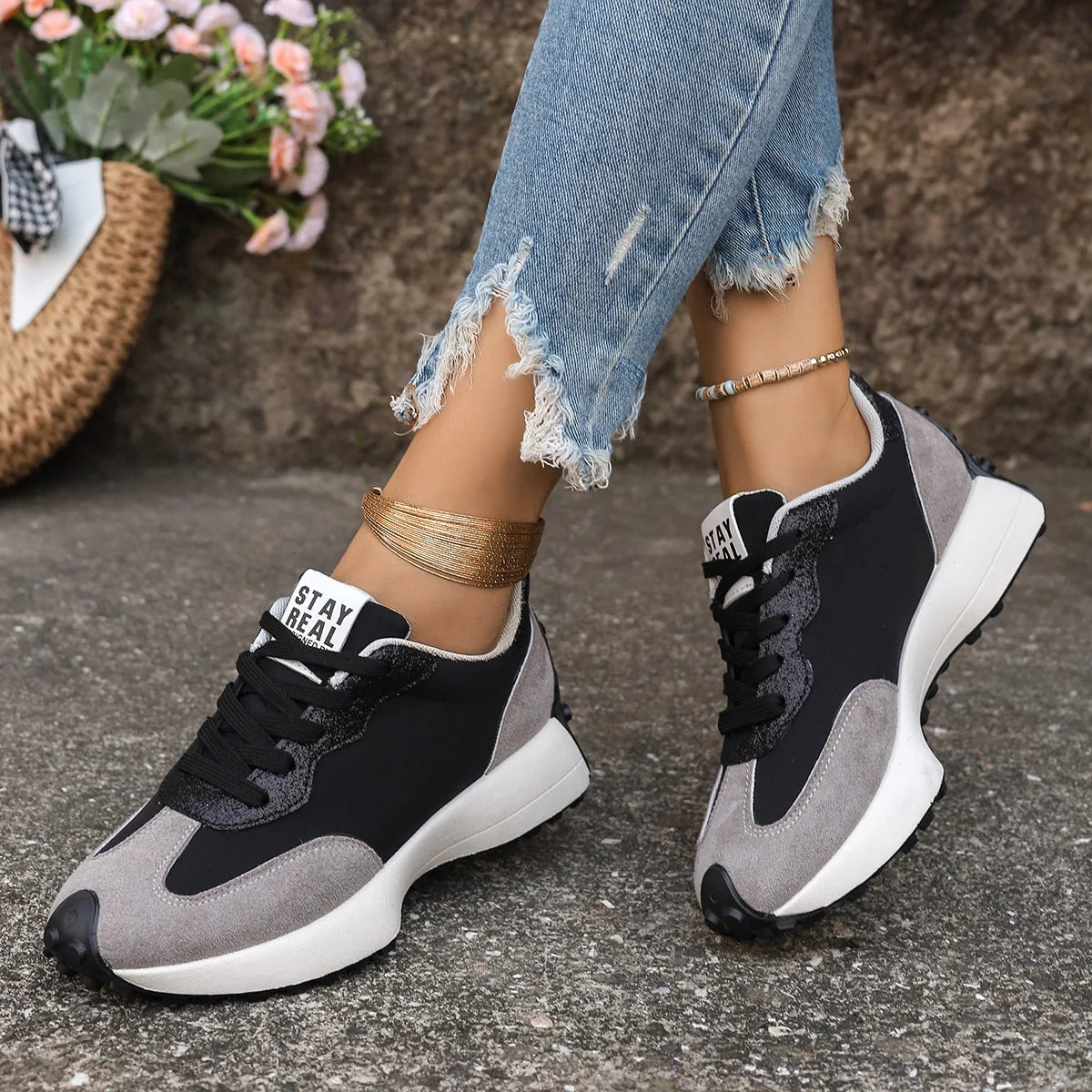 Women Sneakers Causal Walking Shoes Woman 2025 Autumn Fashion Lace Up Sports Platform Shoes Outdoor Non-slip Running Shoes