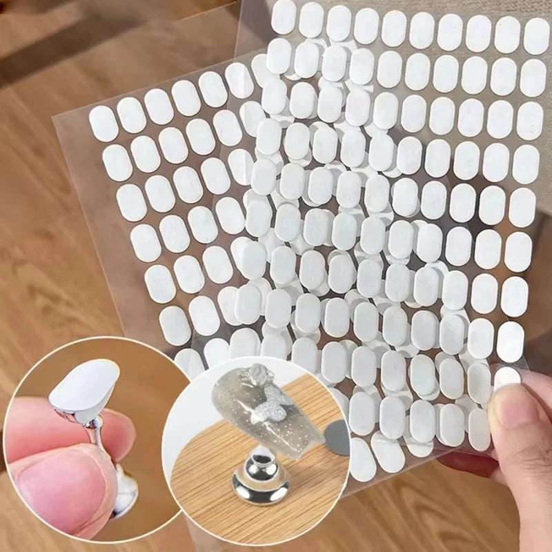 200pcs Press-on Nails Art Double-Sided Adhesive Tapes Clear Grid Jelly Glue Stickers for False Nail Display Practice Stand Holde