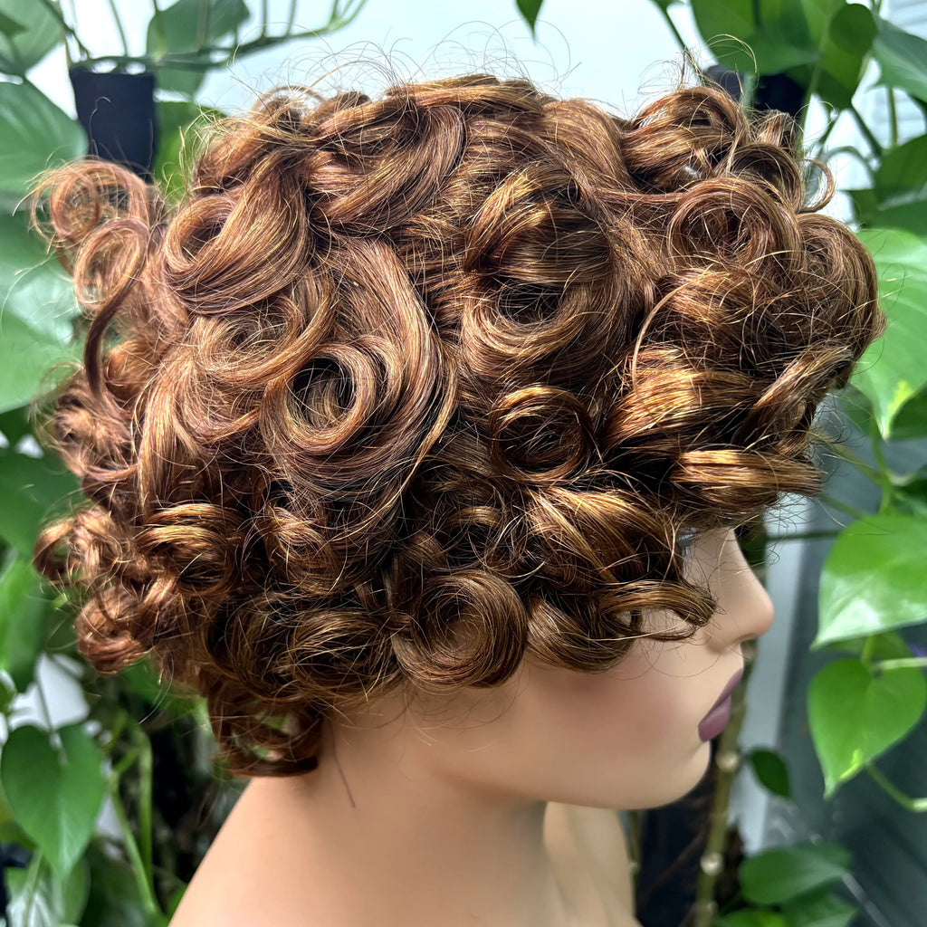 Full Machine Made Loose Wavy Bob Wig Human Hair Wigs 220% Short Colored Bouncy Curly Gluelesss Human Hair Wigs with Bangs