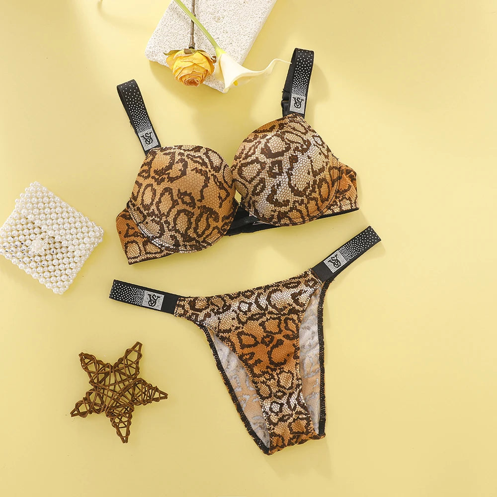 Victoria's Secret New Fashion Push Up Bra Panty Set Sexy Lace Lingerie Underwired Sleepwear Plus Size Women Underwear Set