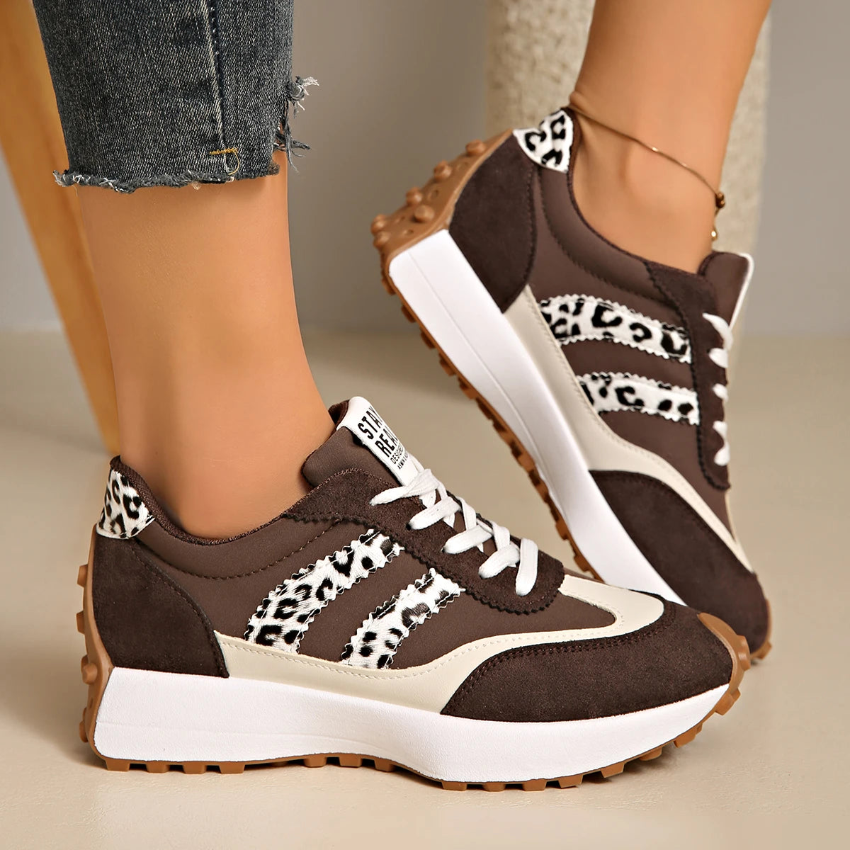 New 2025 Women Sneakers Thick Bottom Casual Fashion Sneakers Women Lightweight Soft Bottom Sport Shoes Women Summer Mesh Shoes