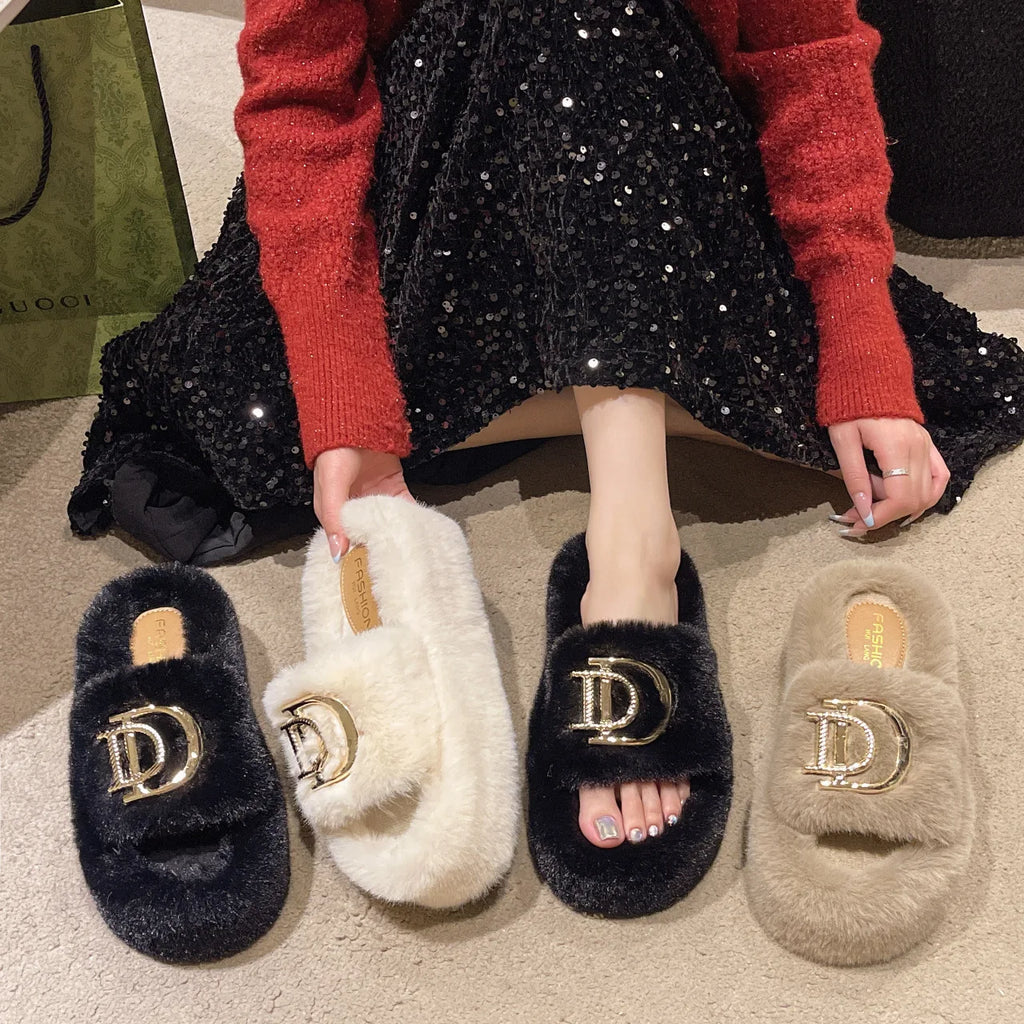 Autumn/Winter 2024 Women's letter metal buckle new fur slippers thick soled outerwear fashionable home new product slippers