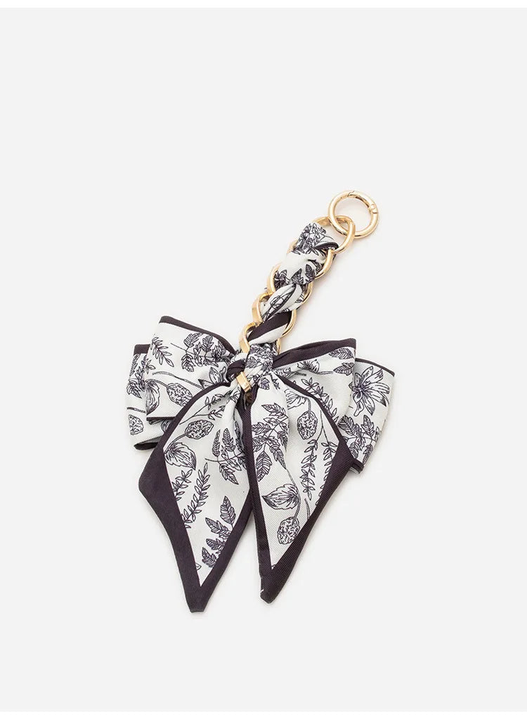 Womens Bag Extension Chain Bow Tie Bag Backpack Strap Hanging Chain Strap DIY Bag Chain Fashion Funny Black Color Simple Pendant