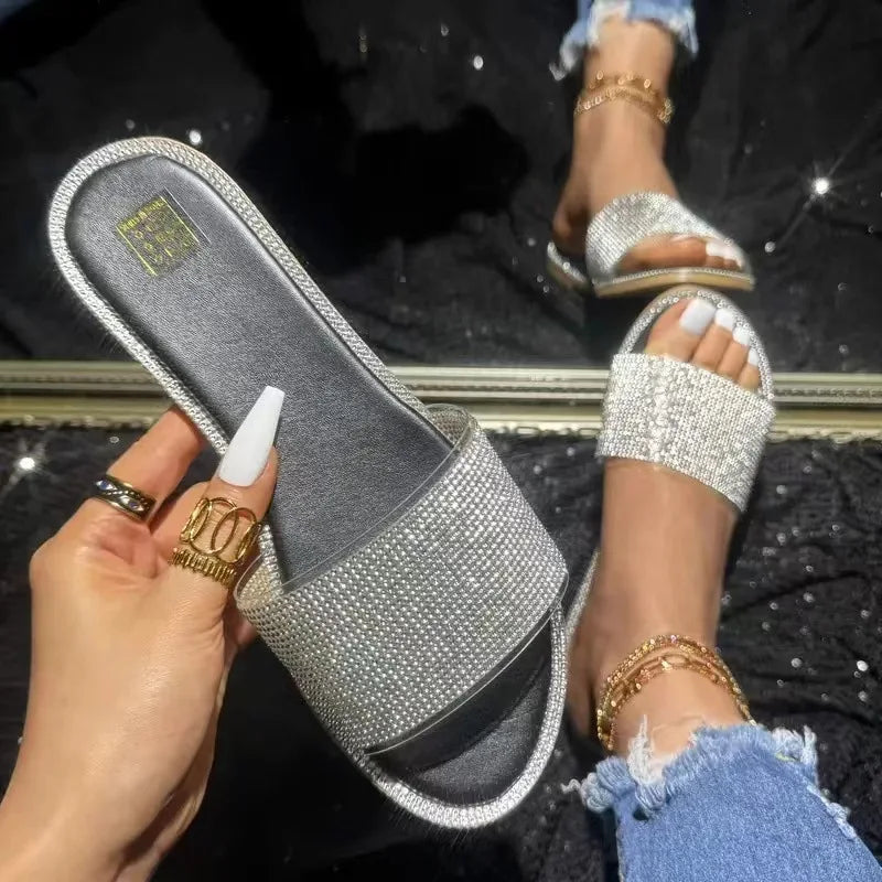 2024 New Shiny Rhinestone Fashion Ladies Slippers Outdoor Women Roman Shoes Flat Sandals Female Casual Beach Crystal Slides