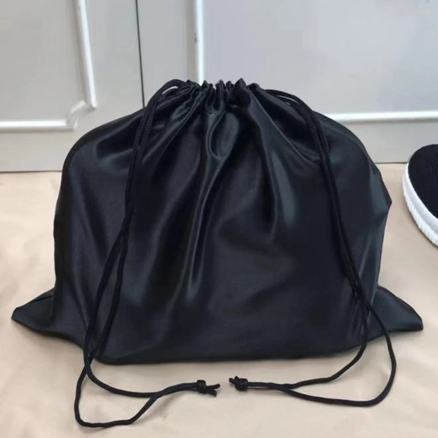 Black High Quality Smooth Storage Bag Dust Bag Bundle Drawstring Bag Environmental Protection Storage Bag Silk Satin Cloth