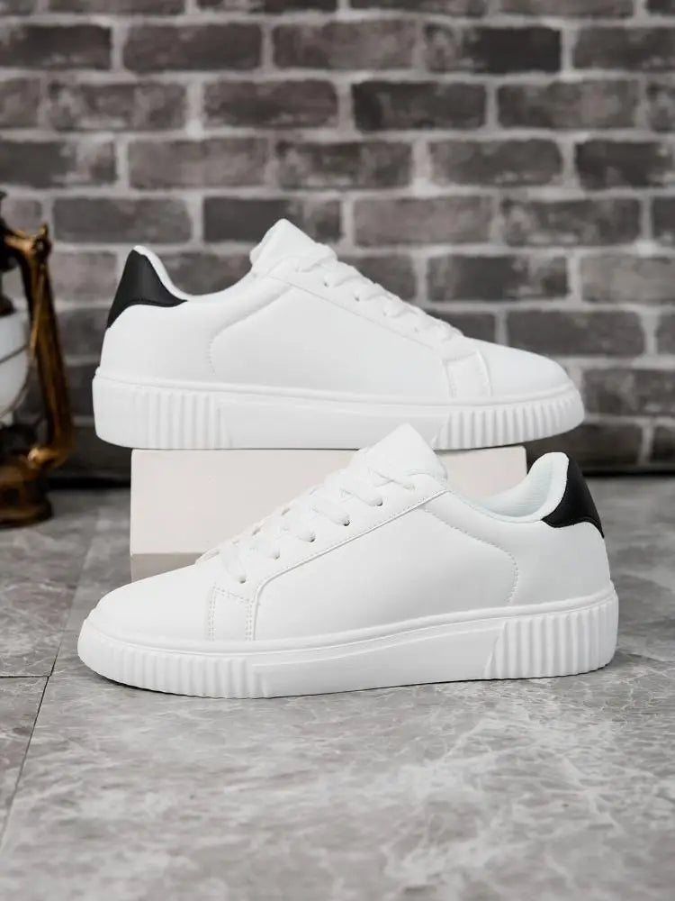 2024 New Men's Sneakers White Casual Shoes Fashion Couple Women Platform Flats All Matching Walking Sneakers for Men Board Shoes