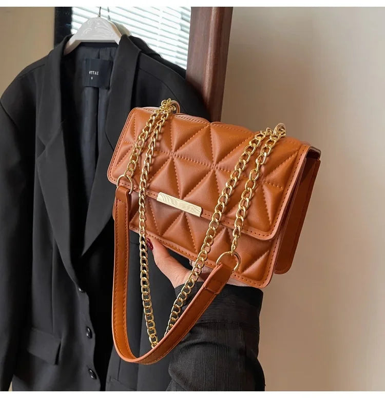 Fashionable Retro Women's Crossbody Bags, Simple and Versatile Casual Shoulder Bag, Suitable for Commuting and Banquets