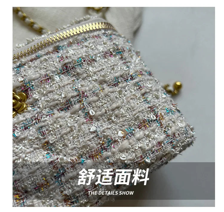 Women Shoulder Bags 2023 Popular Fashion Niche Crossbody Bag Wool Chain Small Square Bag Fashionable Purses and Handbags