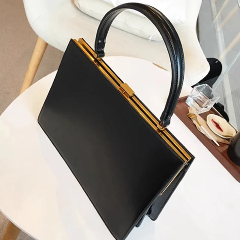 Large Capacity Women Handbag New High Quality Design Women Bag Retro Black Vintage Clip Bag Underarm Bag