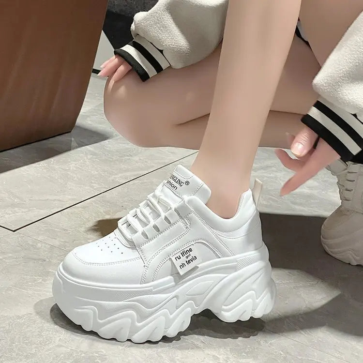 Women Shoes Trend White Black Chunky Sneakers Autumn Winter Thick Bottom Dad Shoes High Quality PU Leather Platform Sneakers New