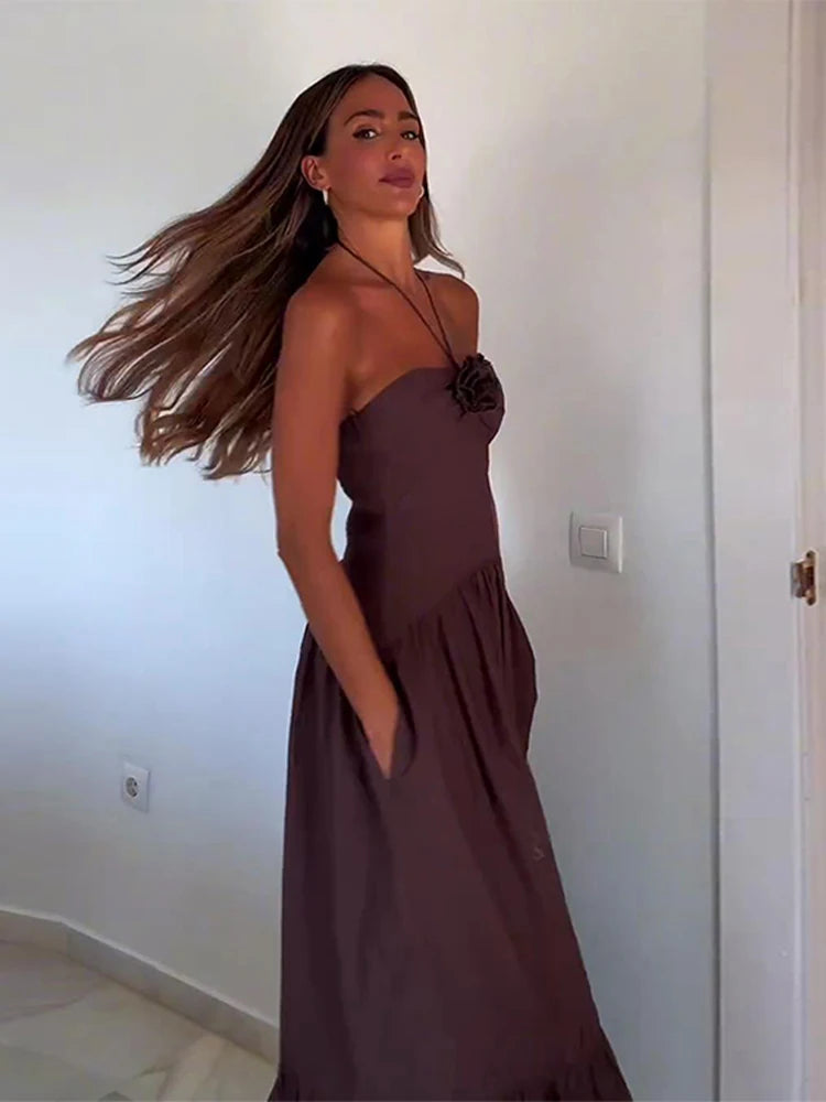 Elegant 3D Flower Long Dress Women Halter Backless Pleated Female Pary Dresses 2024 Fashion Street Sleeveless Solid Lady Robes