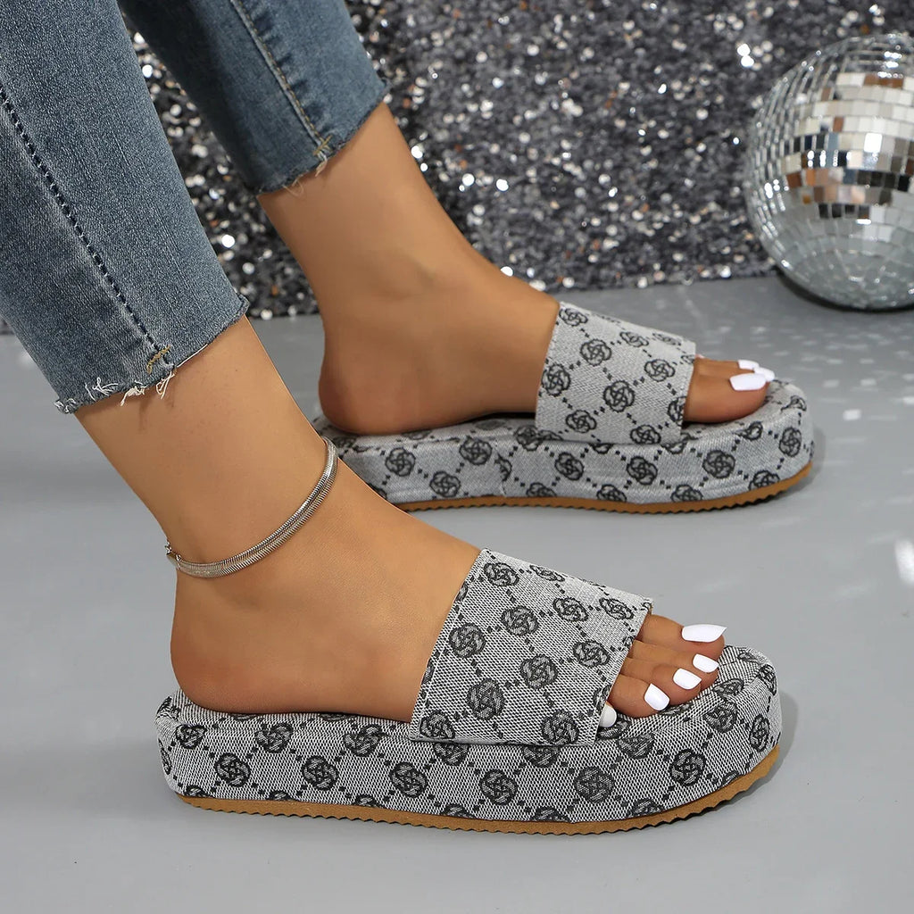 Women Platform Slippers 2024 Summer Slides Women Shoes Designer Flat Sandals Outdoor Floral Sandals Ladies Beach Shoes Sandalias