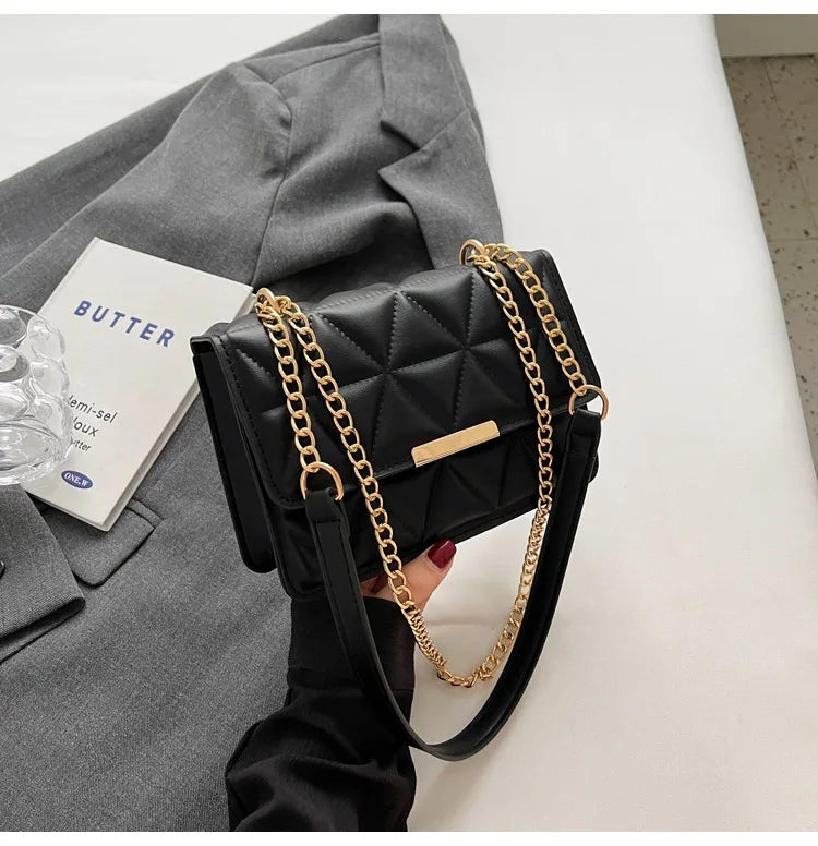 Fashionable Retro Women's Crossbody Bags, Simple and Versatile Casual Shoulder Bag, Suitable for Commuting and Banquets