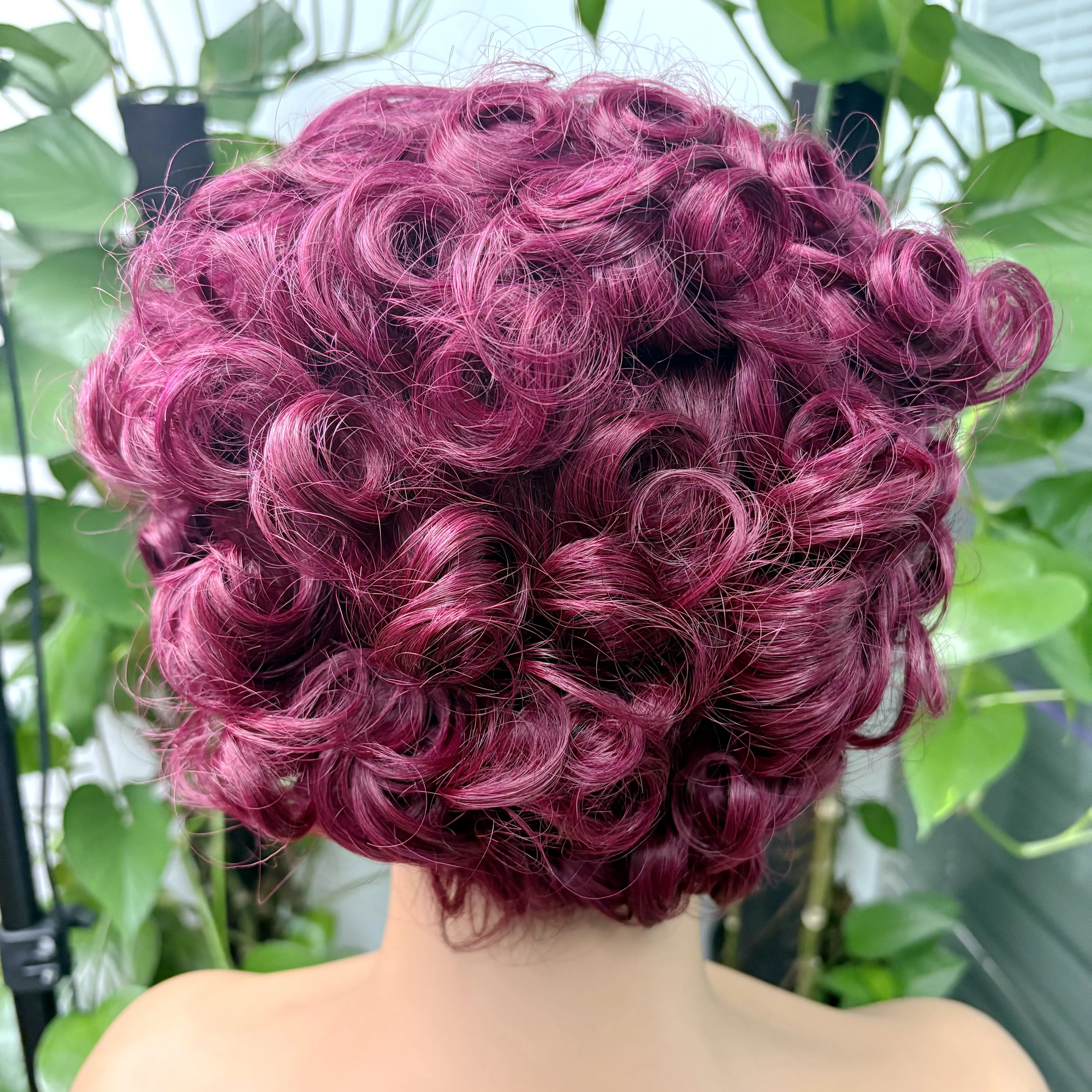 Full Machine Made Loose Wavy Bob Wig Human Hair Wigs 220% Short Colored Bouncy Curly Gluelesss Human Hair Wigs with Bangs
