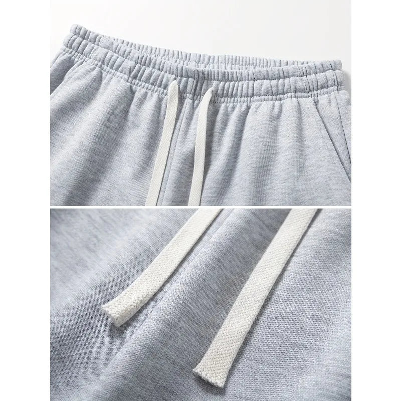 Men's Summer Shorts Are A Casual and Trendy Outfit Suitable for Outdoor Sports, Running, and Both Men and Women
